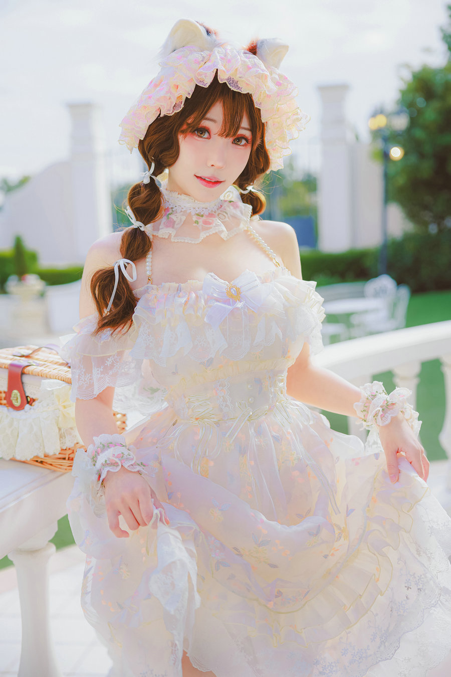 Ely_eee(ElyEE子)Red panda-绅士图