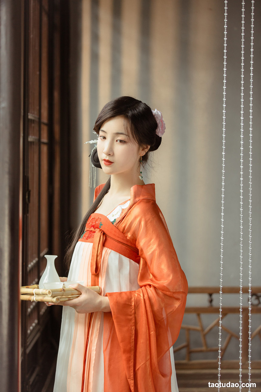 图片[2]-[YITUYU艺图语]2022.04.20 嫣语赋 · 师小小 我是金儿呀[23+1P／125MB]-绅士图