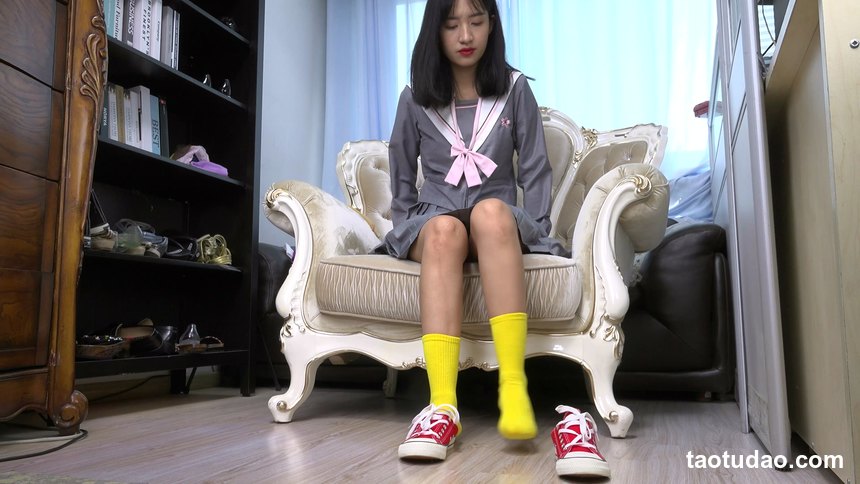 图片[3]-[Sexy Asian Girls Feet]NO.054 雪菲脱掉帆布鞋把脚纹路给你看[227P／600MB]-绅士图