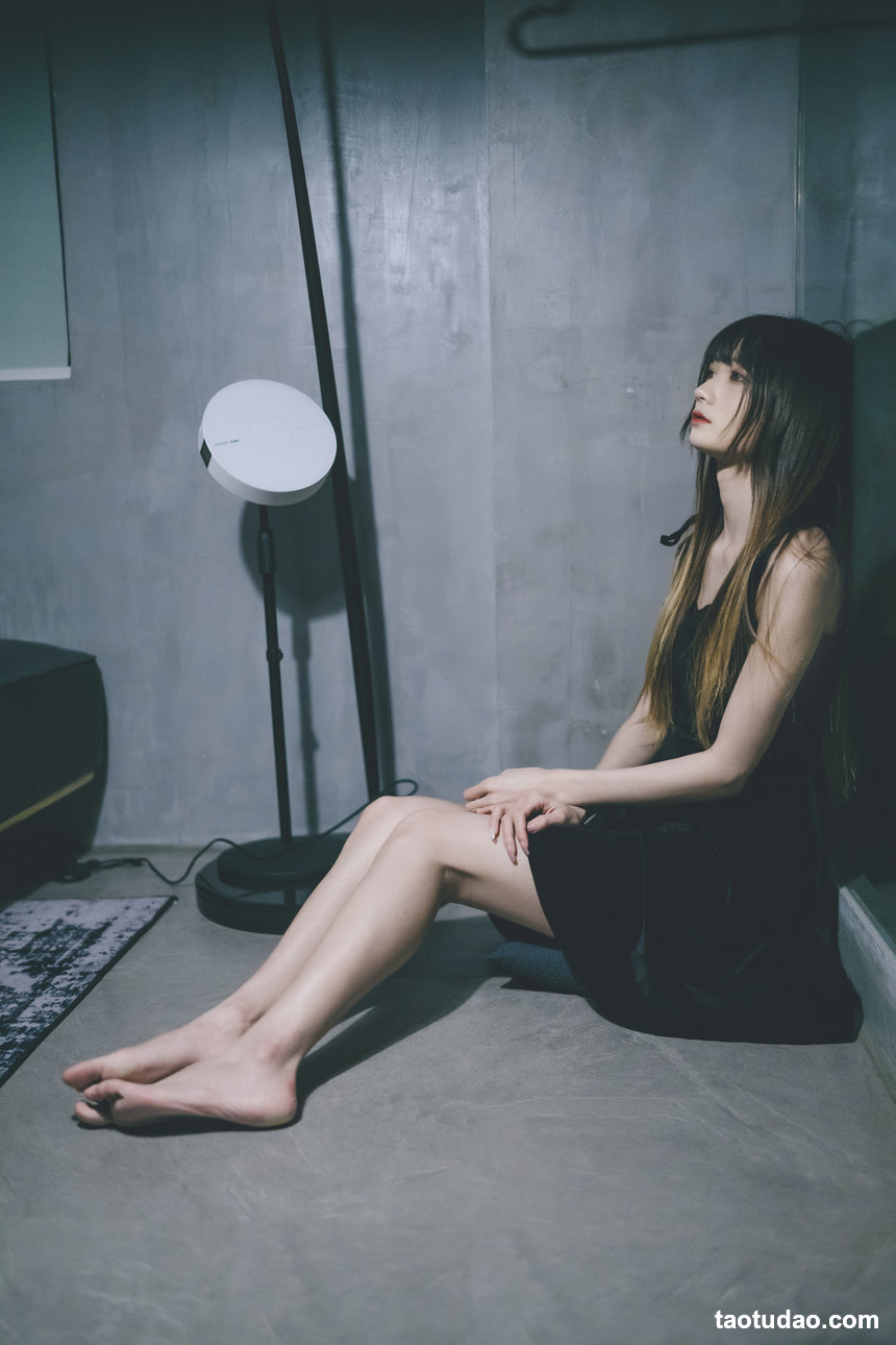 图片[2]-[YITUYU艺图语]2022.06.23 芰荷香 妮妮[21+1P／185MB]-绅士图