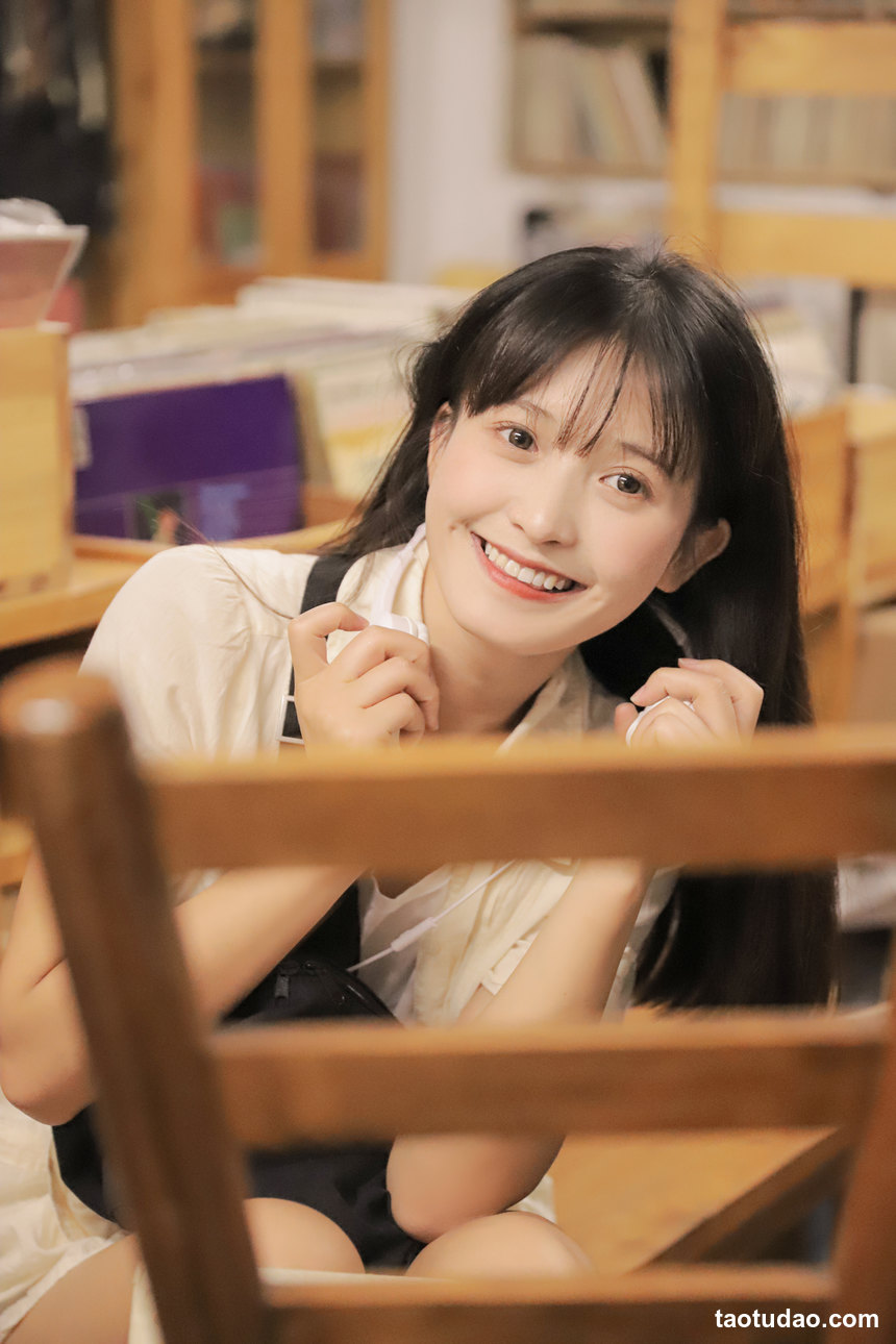 图片[4]-[YITUYU艺图语]2022.07.28 半岛铁盒 刘小瑜[21+1P／258MB]-绅士图