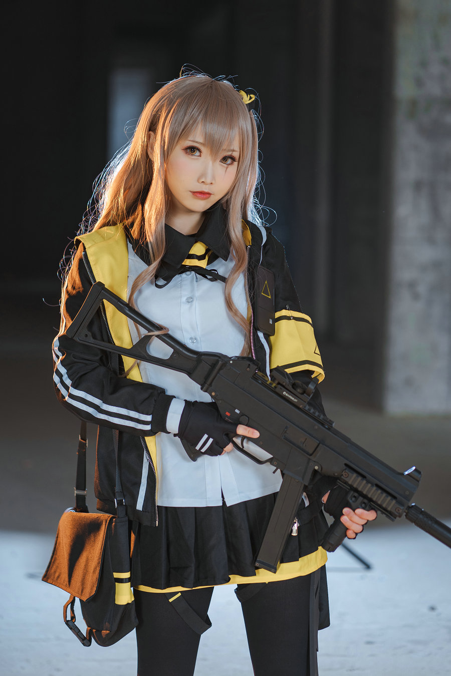 可爱人气Coser面饼仙儿 - UMP45 / 26P-187MB / cos萌妹-绅士图