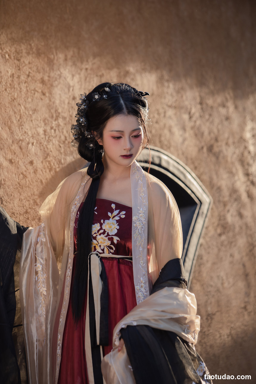 图片[3]-[YITUYU艺图语]2022.09.27 秋宫词 云兮啦[19+1P／291MB]-绅士图