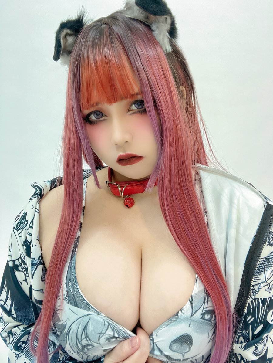 Uy Uy - Ahegao Goth GF / 51P-77MB / cos萌妹-绅士图