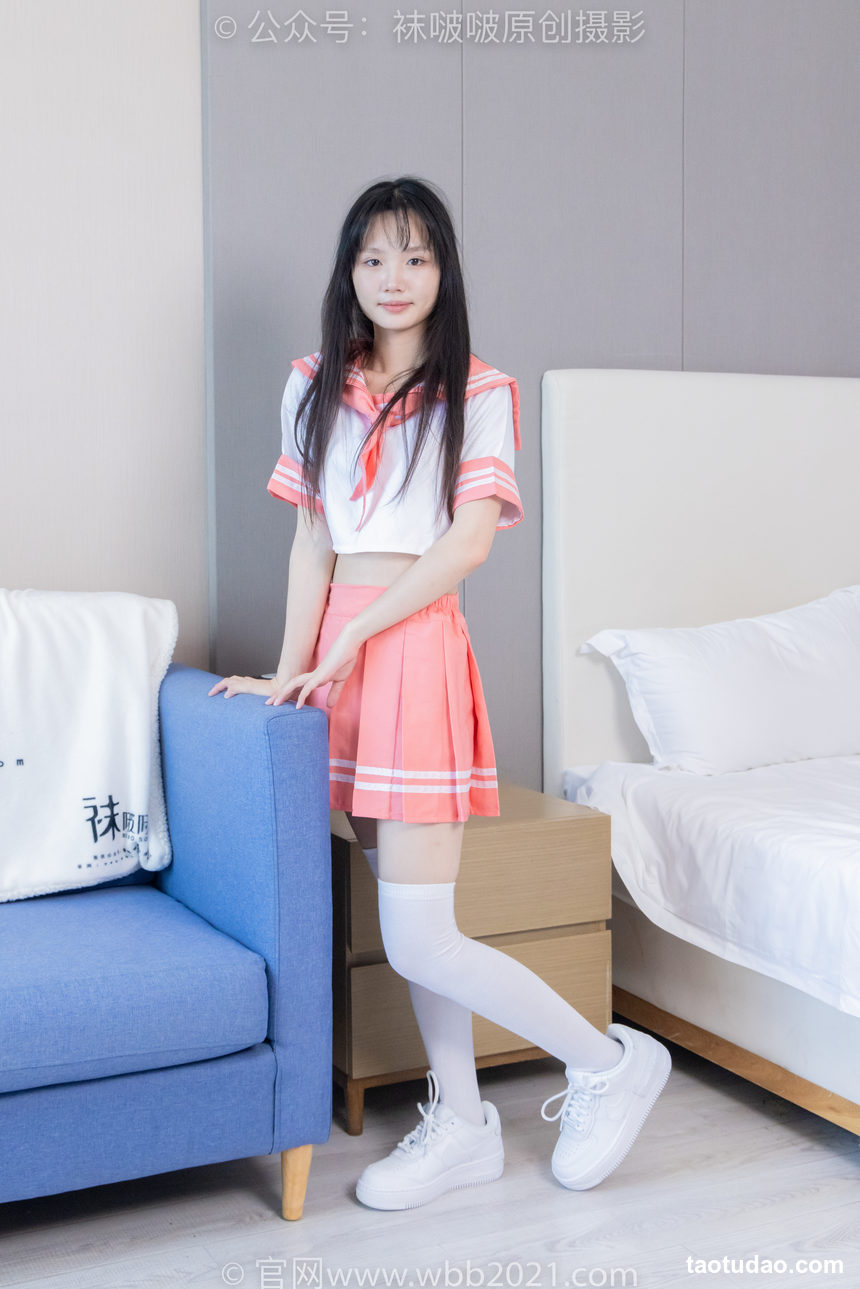 图片[4]-[BoBoSocks袜啵啵]NO.429 甜甜圈-板鞋、白棉袜、过膝白棉袜[159P+1V／7.22GB]-绅士图