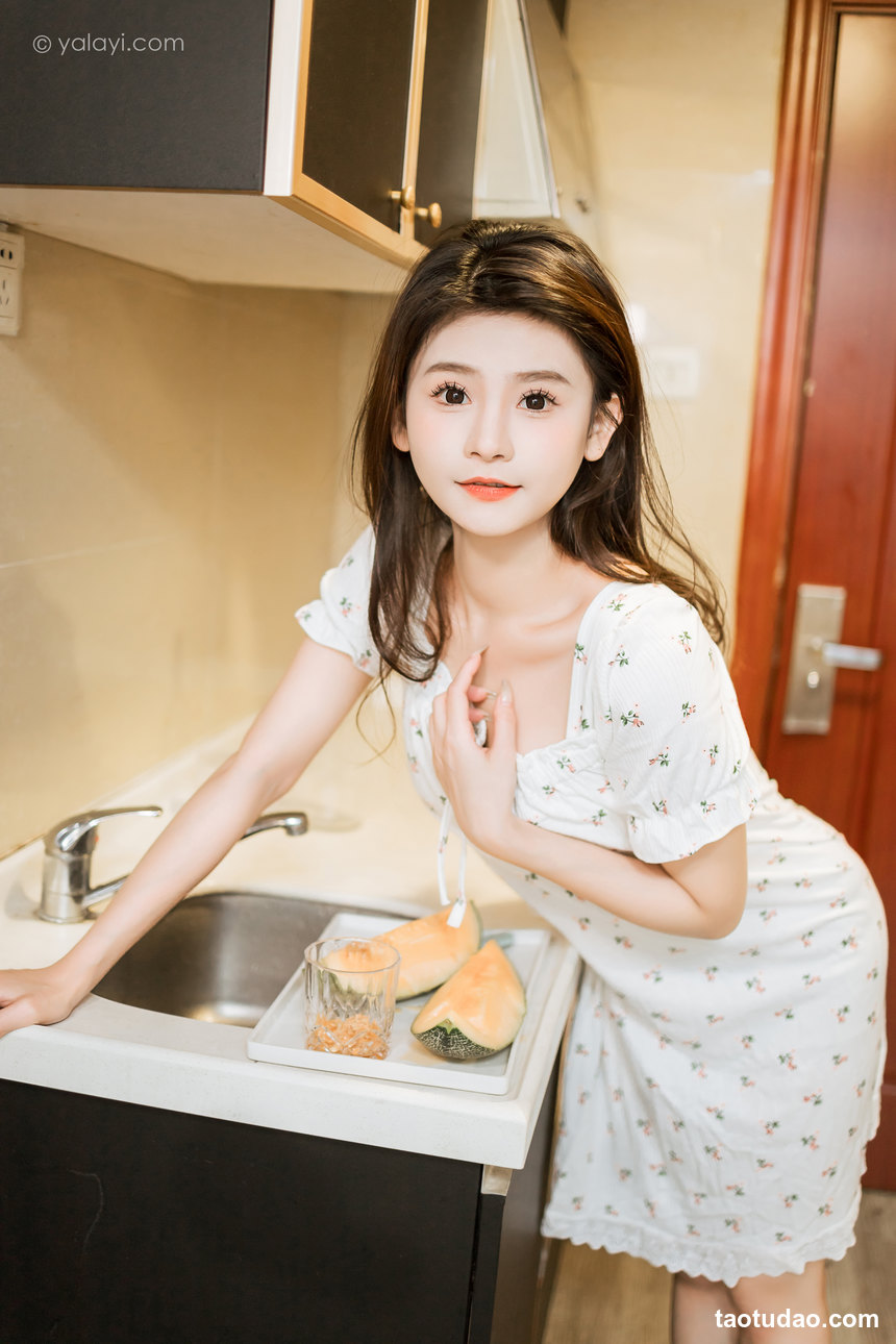 图片[2]-[YALAYI雅拉伊]2023.05.05 NO.1028 请你吃瓜 若婷[45+1P／441MB]-绅士图