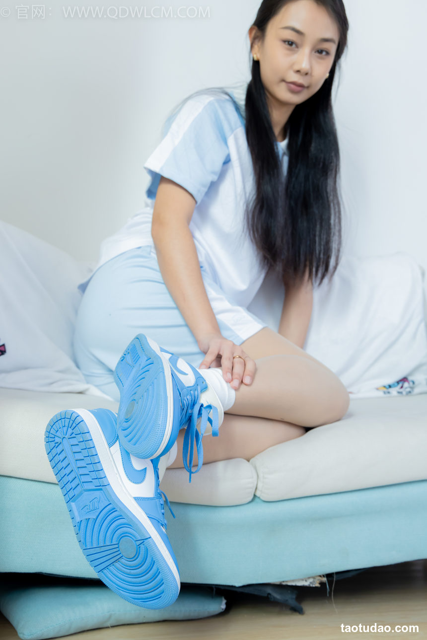 图片[2]-物恋传媒 No.2250 岚岚-板鞋、白棉袜、薄肉丝、老头乐挠脚剧情 [150P1V-3.56GB]-绅士图