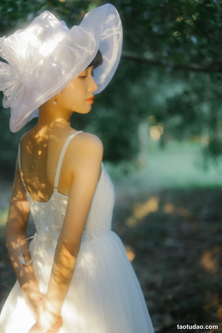 图片[3]-[YITUYU艺图语]2022.10.10 光芒 一只阿梦崽[40+1P／299MB]-绅士图