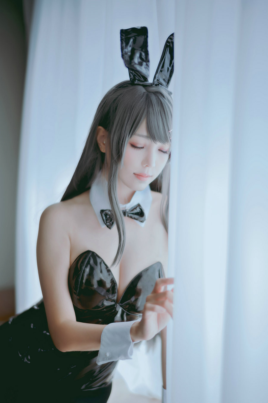 Ely_eee(ElyEE子) - 麻衣学姊 / 69P-70MB / cos萌妹-绅士图