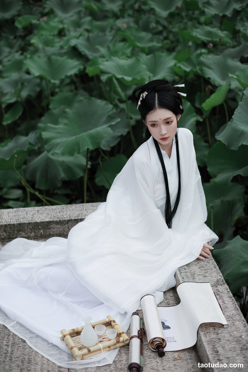 图片[3]-[YITUYU艺图语]2022.02.02 层波潋滟远山横 一笑一倾城 柳柳杨柳柳_[22+1P／513MB]-绅士图