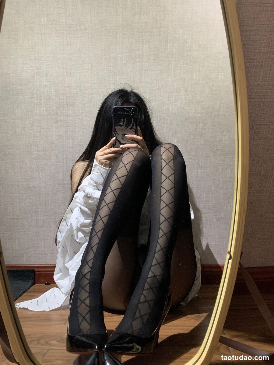 图片[3]-陈佩奇yyyy – 看腿看猪姐 [23P-63MB]-绅士图