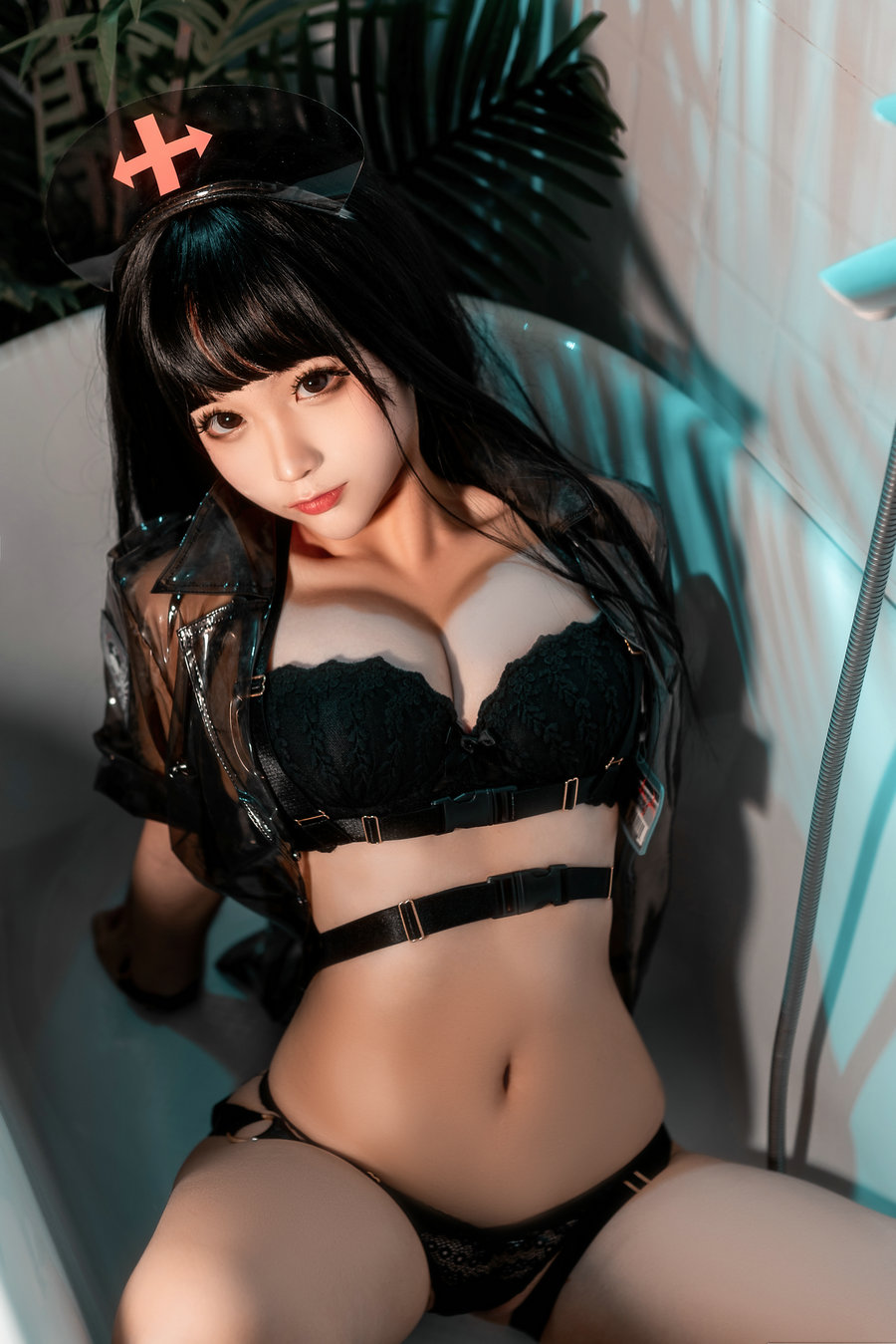 动漫博主蠢沫沫 - 胶衣护士 黑 / 40P-492MB / cos萌妹-绅士图