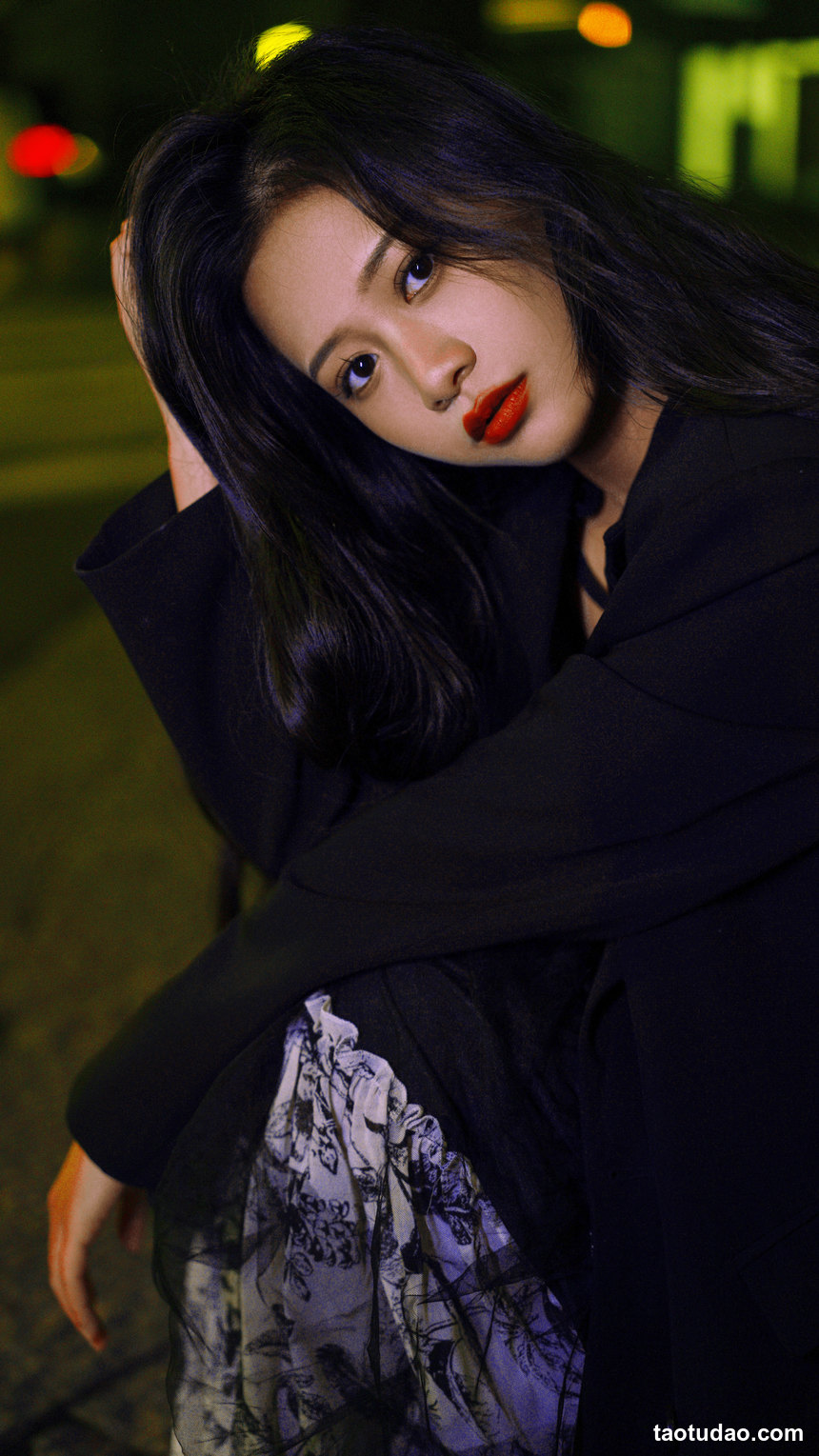 图片[2]-[YITUYU艺图语]2022.12.24 夜巷 旺旺小小舒[21+1P／420MB]-绅士图