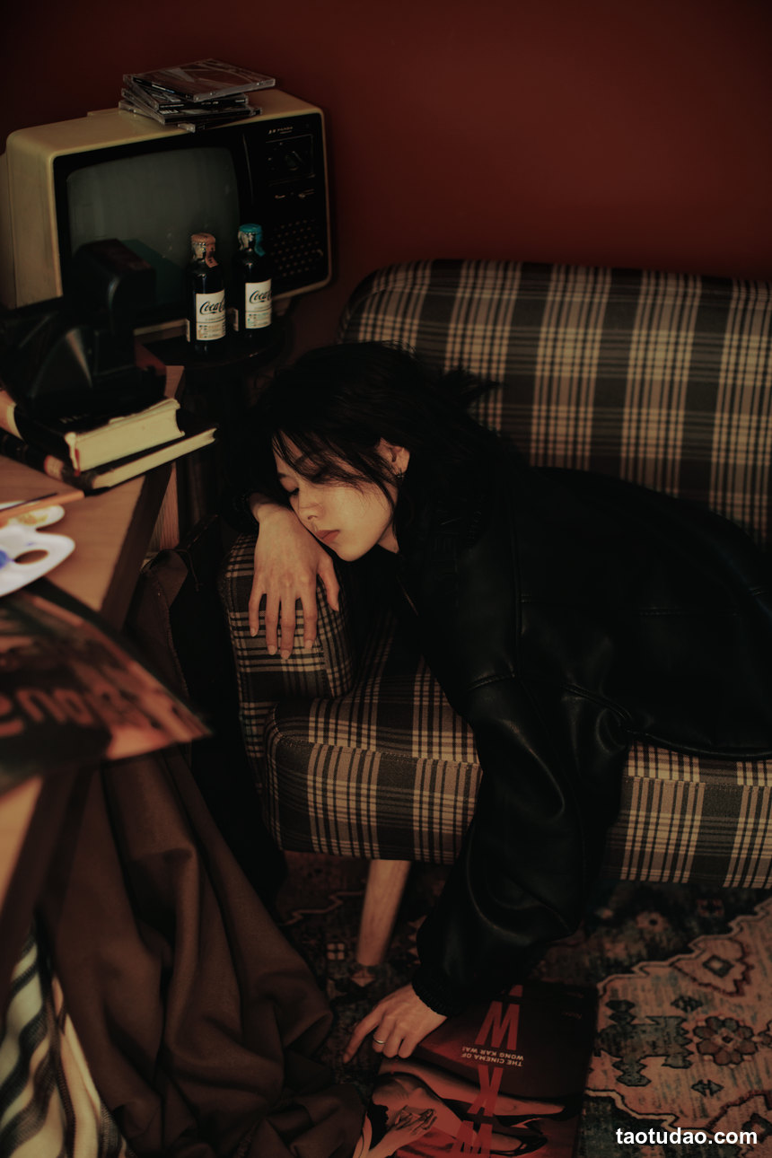 图片[4]-[YITUYU艺图语]2022.11.01 复古影像 小金[30+1P／397MB]-绅士图