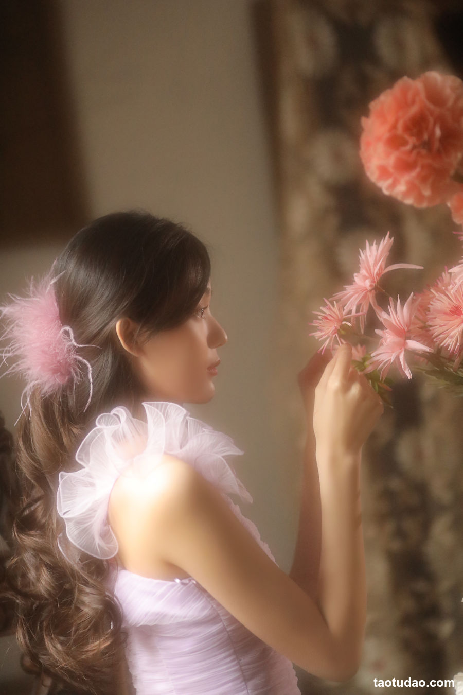 图片[4]-[YITUYU艺图语]2023.02.06 没有花收的日子 凤[21+1P／183MB]-绅士图