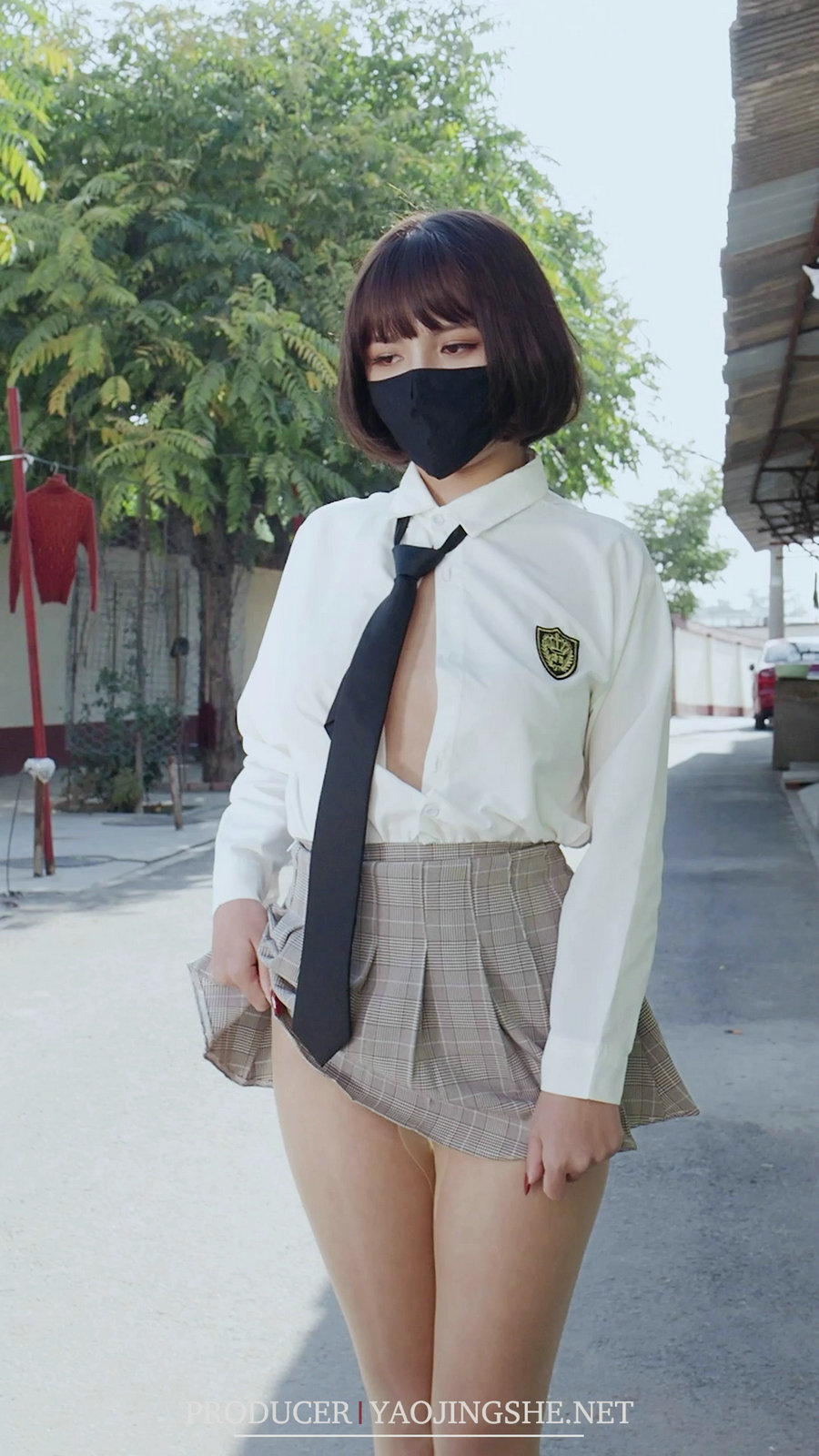 / YAOJINGSHE /妖精社视频 H2118《唐飞飞-胡同学妹》/ MP4-372MB / 丝袜丝足-绅士图