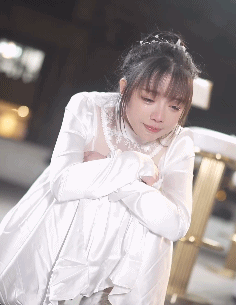 国服第一萝莉人气暴跌后转型拍戏?演技被嘲讽:哭的又假又难看