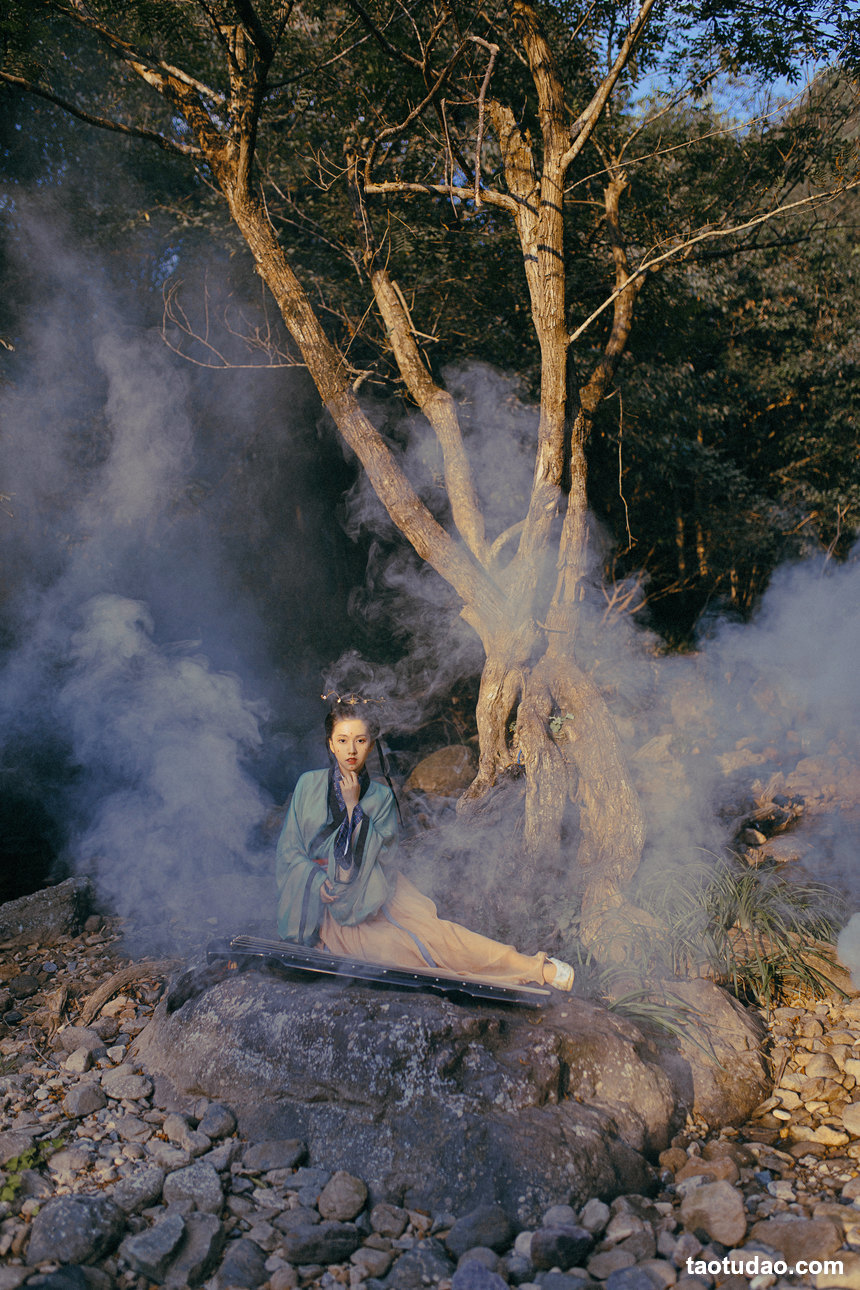 图片[2]-[YITUYU艺图语]2022.08.17 欲买桂花同载酒 一只玄酱[25+1P／628MB]-绅士图