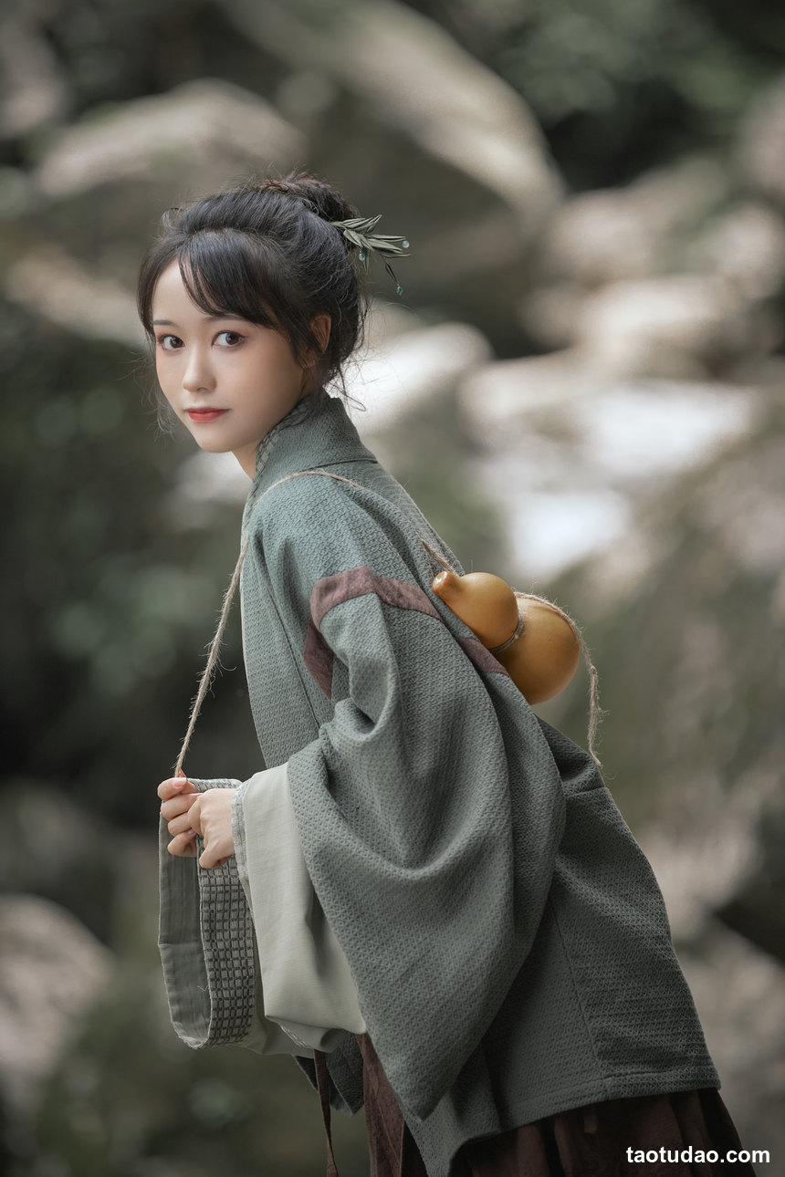 图片[3]-[YITUYU艺图语]2022.08.13 上山 梨一依[37+1P／505MB]-绅士图