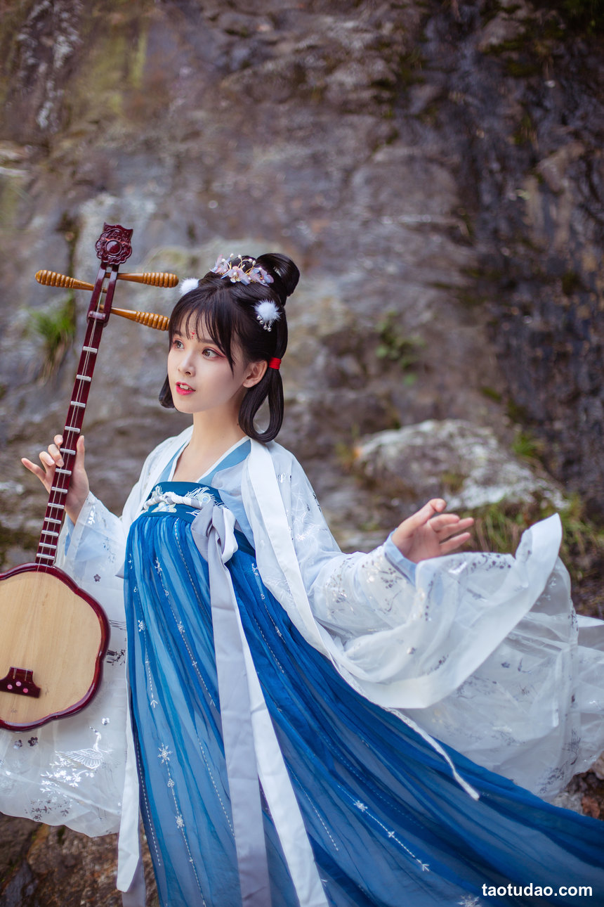 图片[3]-[YITUYU艺图语]2022.04.08 山气日夕佳，飞鸟相与还 悠然Hime[29+1P／202MB]-绅士图