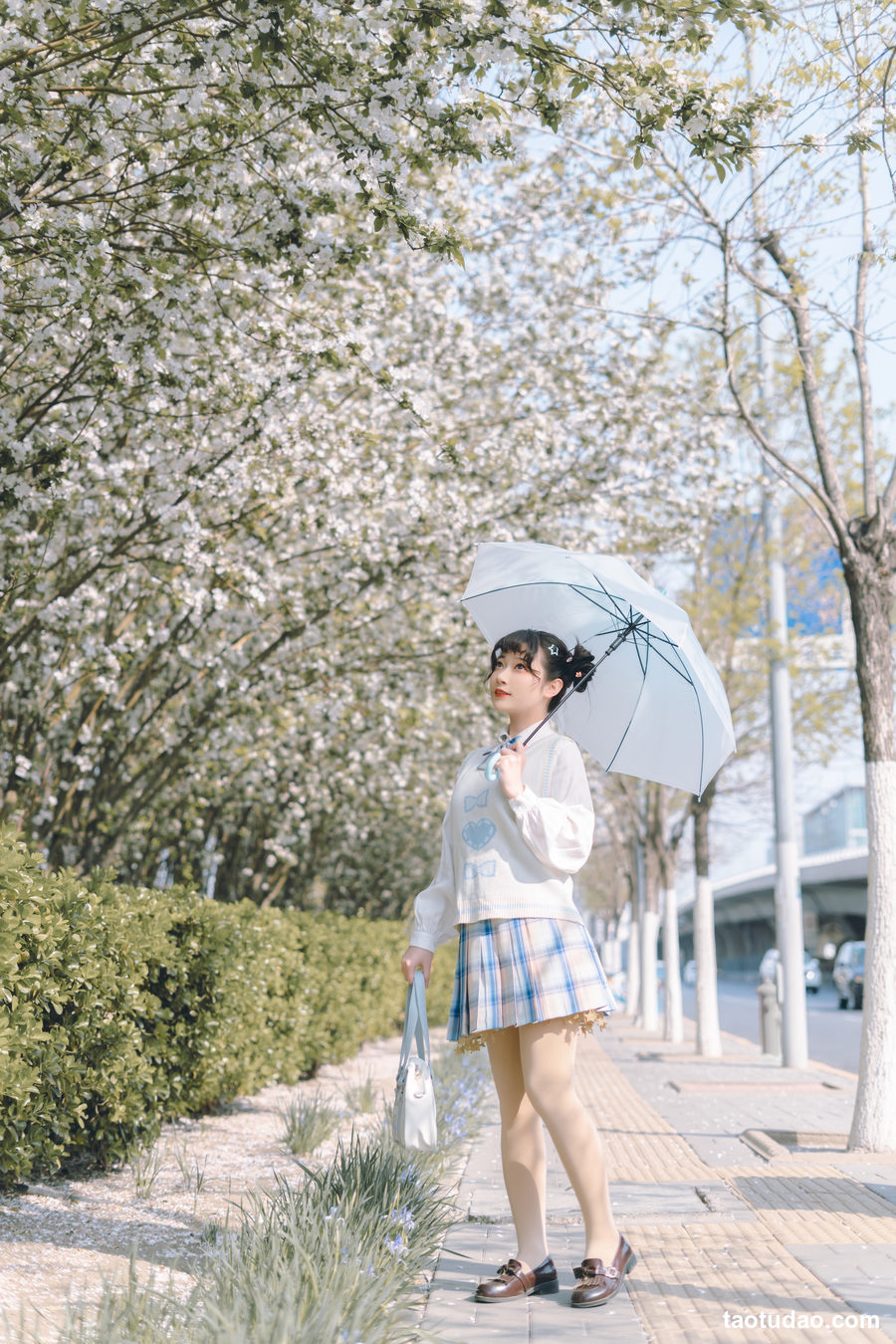 图片[3]-[YITUYU艺图语]2023.04.23 白色相簿 桃墨公子x [48+1P／412MB]-绅士图