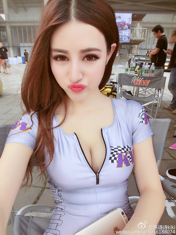 性感内衣模特陈诗诗超美艳诱惑写真 / 341P-702MB / 自拍-绅士图