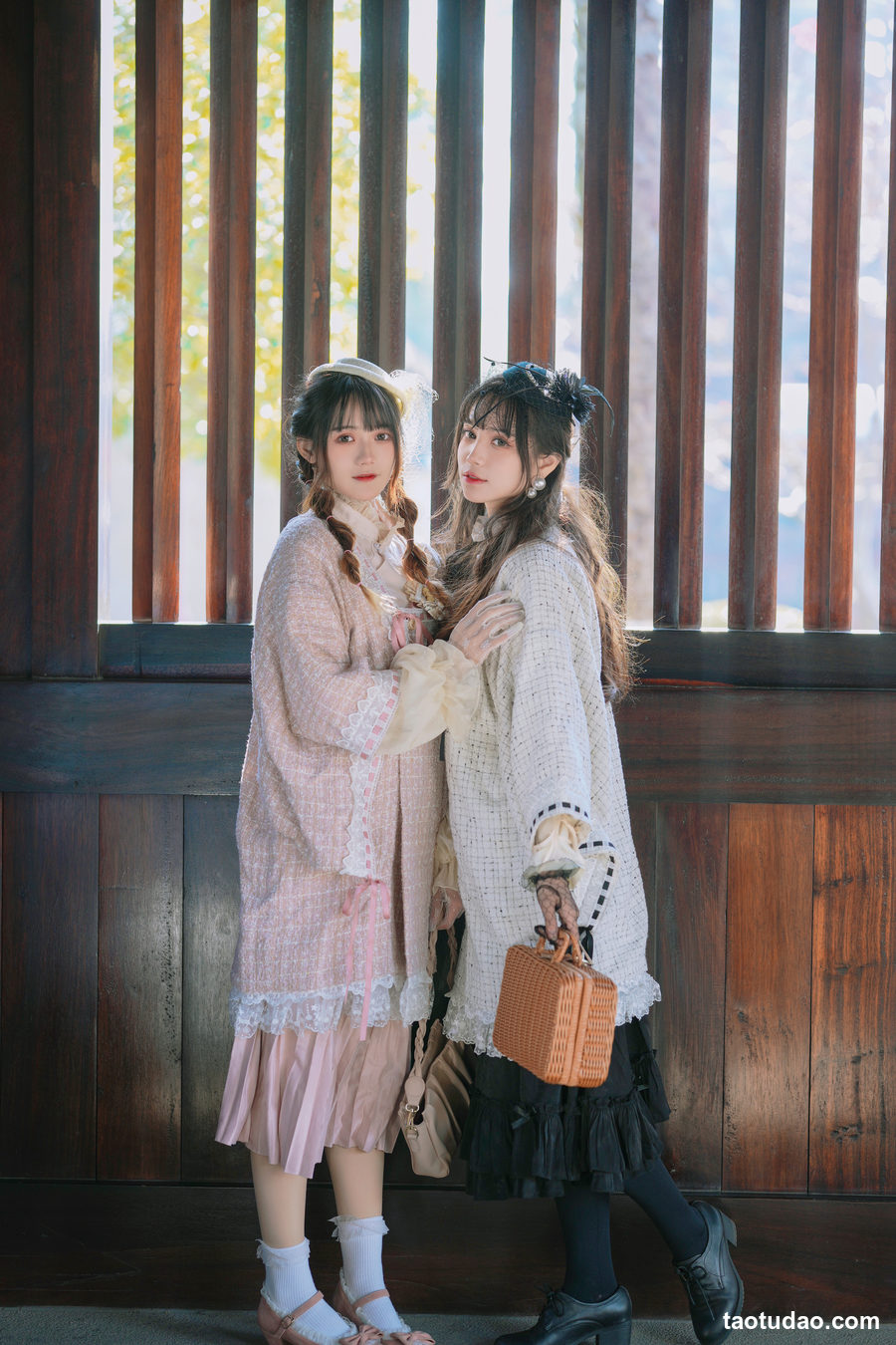 图片[2]-兔子Zzz不吃胡萝卜 –  西洋姐妹花 [34P-414MB]-绅士图