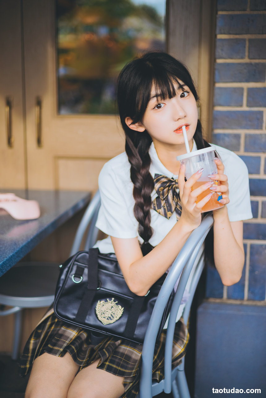 图片[3]-[YITUYU艺图语]2022.06.13 迪士尼在逃JK 姚恩星_[45+1P／835MB]-绅士图