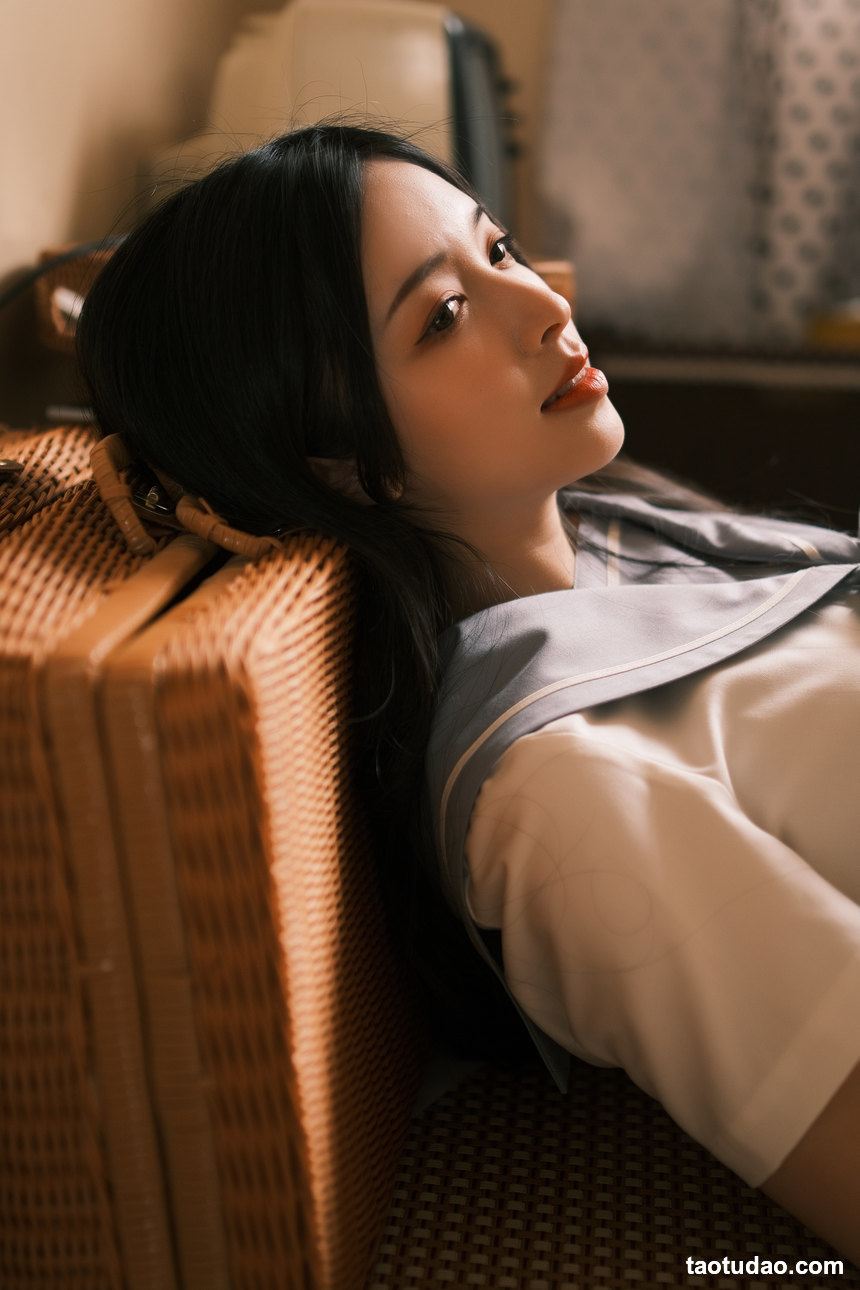 图片[3]-[YITUYU艺图语]2022.05.22 没有夏的夏天 辛冉[19+1P／195MB]-绅士图