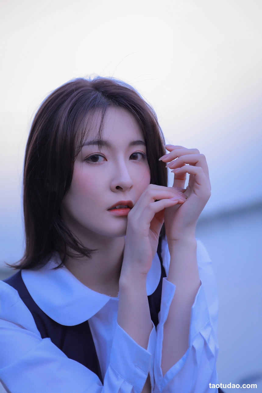 图片[2]-[YITUYU艺图语]2022.06.29 海边JK 君君[19+1P／282MB]-绅士图