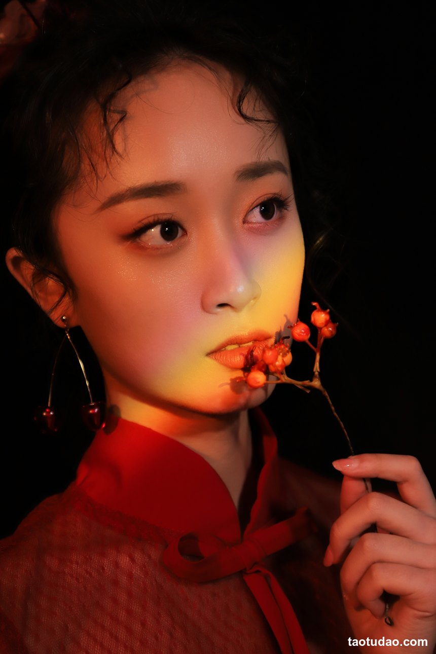 图片[2]-[YITUYU艺图语]2022.10.19 花未眠 小宁[22+1P／166MB]-绅士图