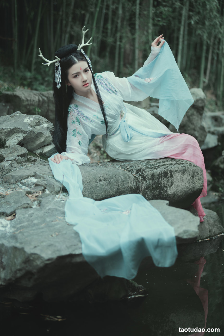 图片[2]-[YITUYU艺图语]2022.06.12 夫诸 Dtifa丁小妮[19+1P／357MB]-绅士图