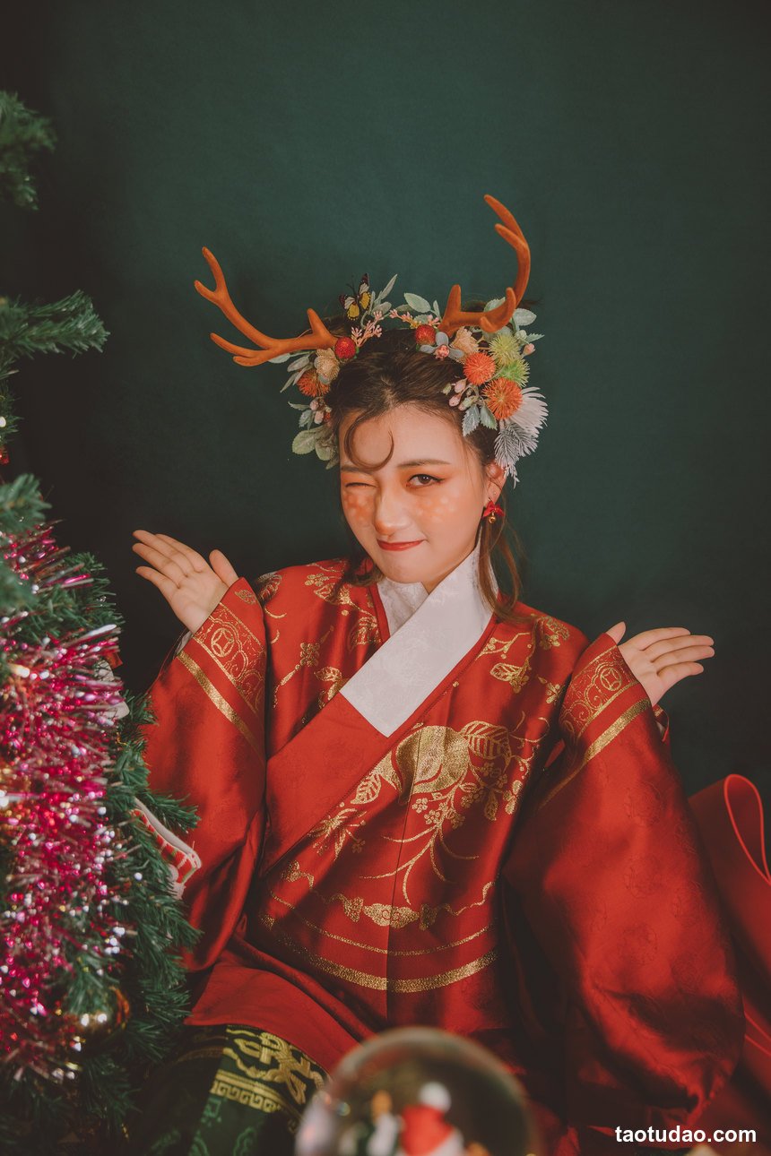 图片[2]-[YITUYU艺图语]2022.07.01 圣诞小鹿 五更天的沈公子[23+1P／360MB]-绅士图