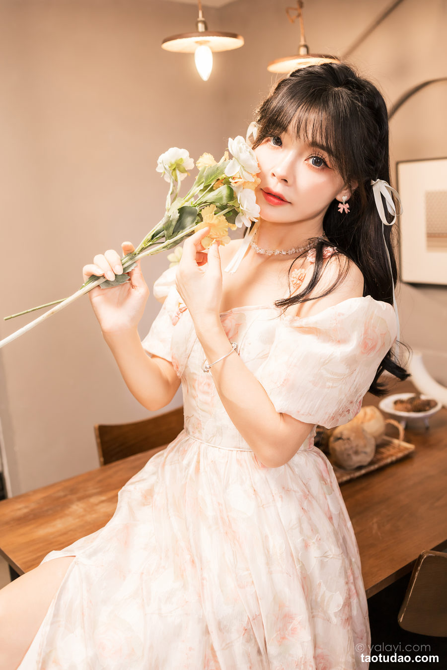 图片[3]-[YALAYI雅拉伊]2023.11.01 NO.1085 一 小花裙少女 程小蝶[45+1P／236MB]-绅士图