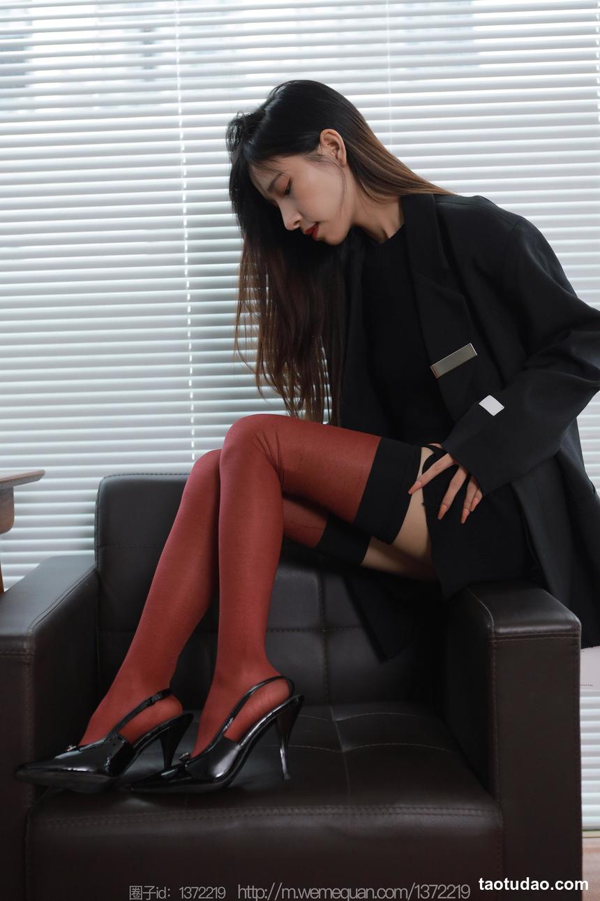 图片[3]-[IESS异思趣向] 2023.01.05 丝享家 1320 美子《半筒红与黑》[90P-87.9M]-绅士图