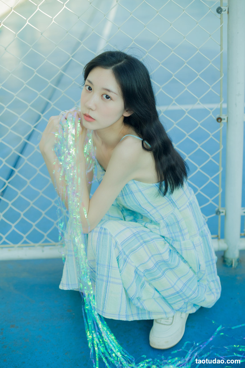 图片[2]-[YITUYU艺图语]2022.08.17 透明 饲猫少女-[35+1P／329MB]-绅士图