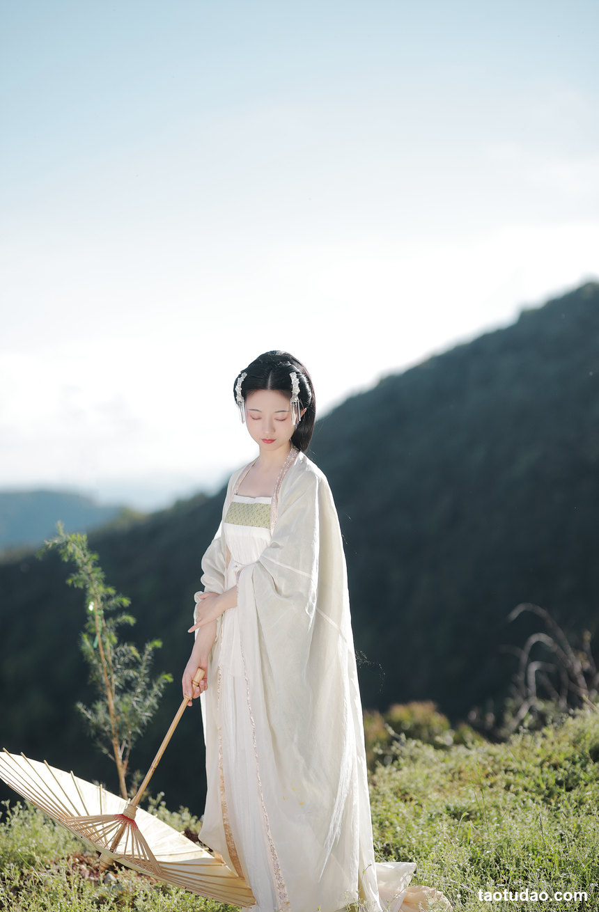 图片[4]-[YITUYU艺图语]2022.07.16 归去 YunFleur[20+1P／361MB]-绅士图