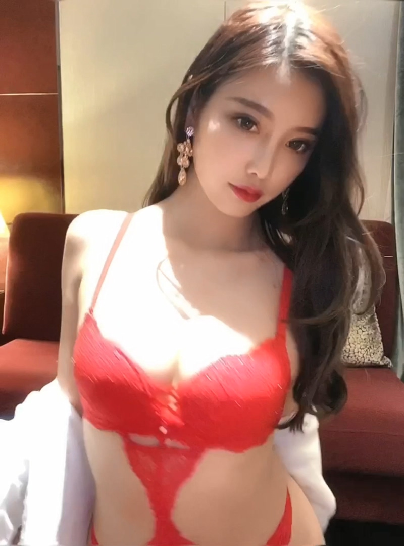 图片[2]-秀人超人气女神-杨晨晨露脸脱内衣半裸诱惑 浴室脱内衣[无水印1V-346M]-绅士图