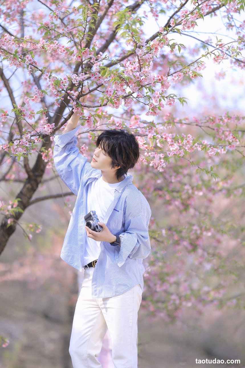 图片[2]-[YITUYU艺图语]2022.05.29 樱花少年 李宇轩Yashon[22+1P／369MB]-绅士图