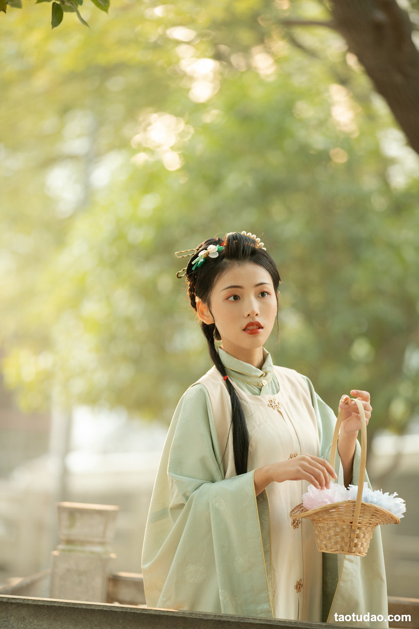 图片[4]-[YITUYU艺图语]2022.08.28 春雨杏花急急落 日落欣橙[26P／422MB]-绅士图