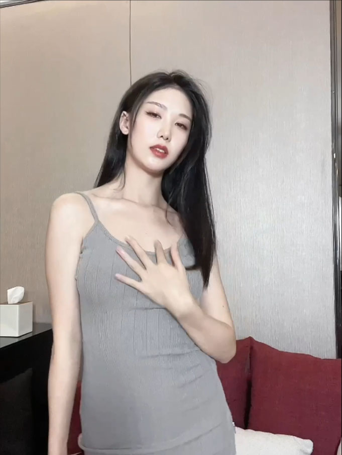 图片[2]-抖娘利世 红环黑丝 拍摄花絮 [1V-228MB]-绅士图