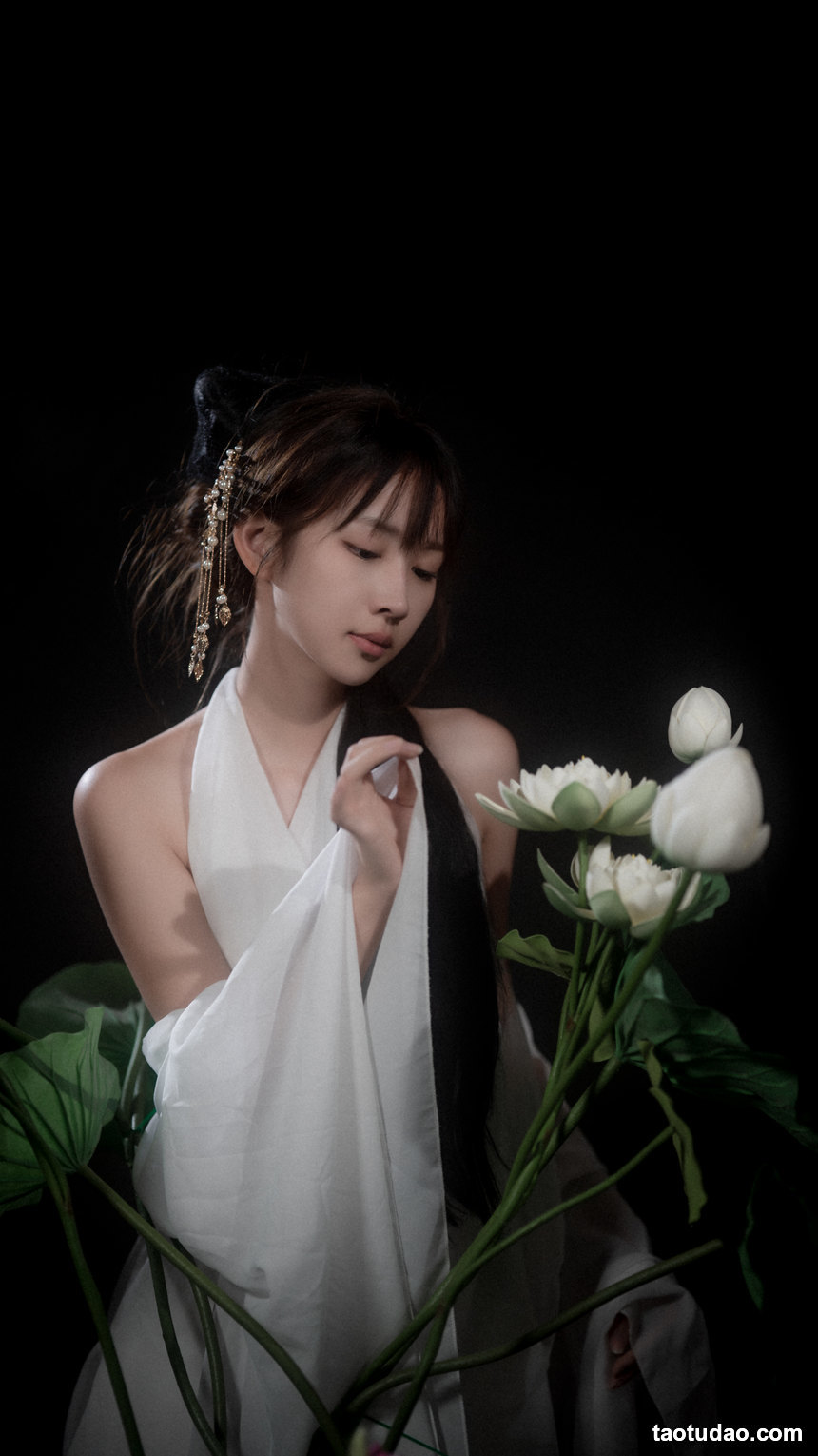 图片[4]-[YITUYU艺图语]2022.08.29 荷思 筱雯[56+1P／281MB]-绅士图