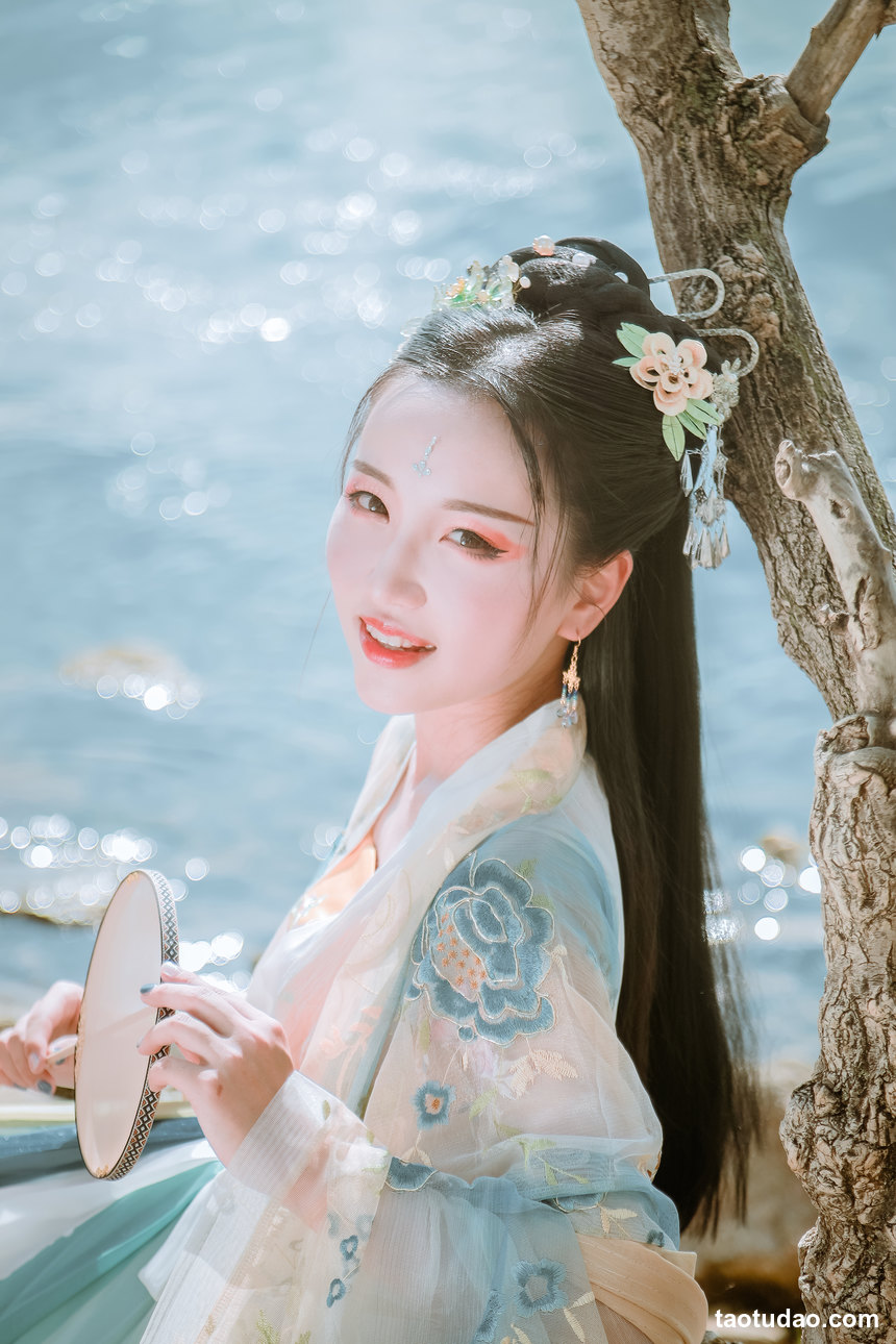 图片[4]-[YITUYU艺图语]2022.01.29 清水出芙蓉 Julie[22+1P／308MB]-绅士图