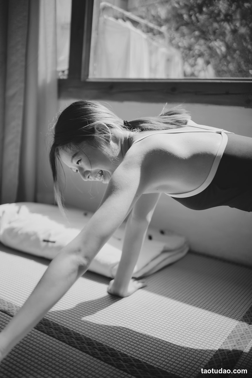 图片[2]-[YITUYU艺图语]2022.10.09 疯狂的青春夏日 叶子[45+1P／475MB]-绅士图