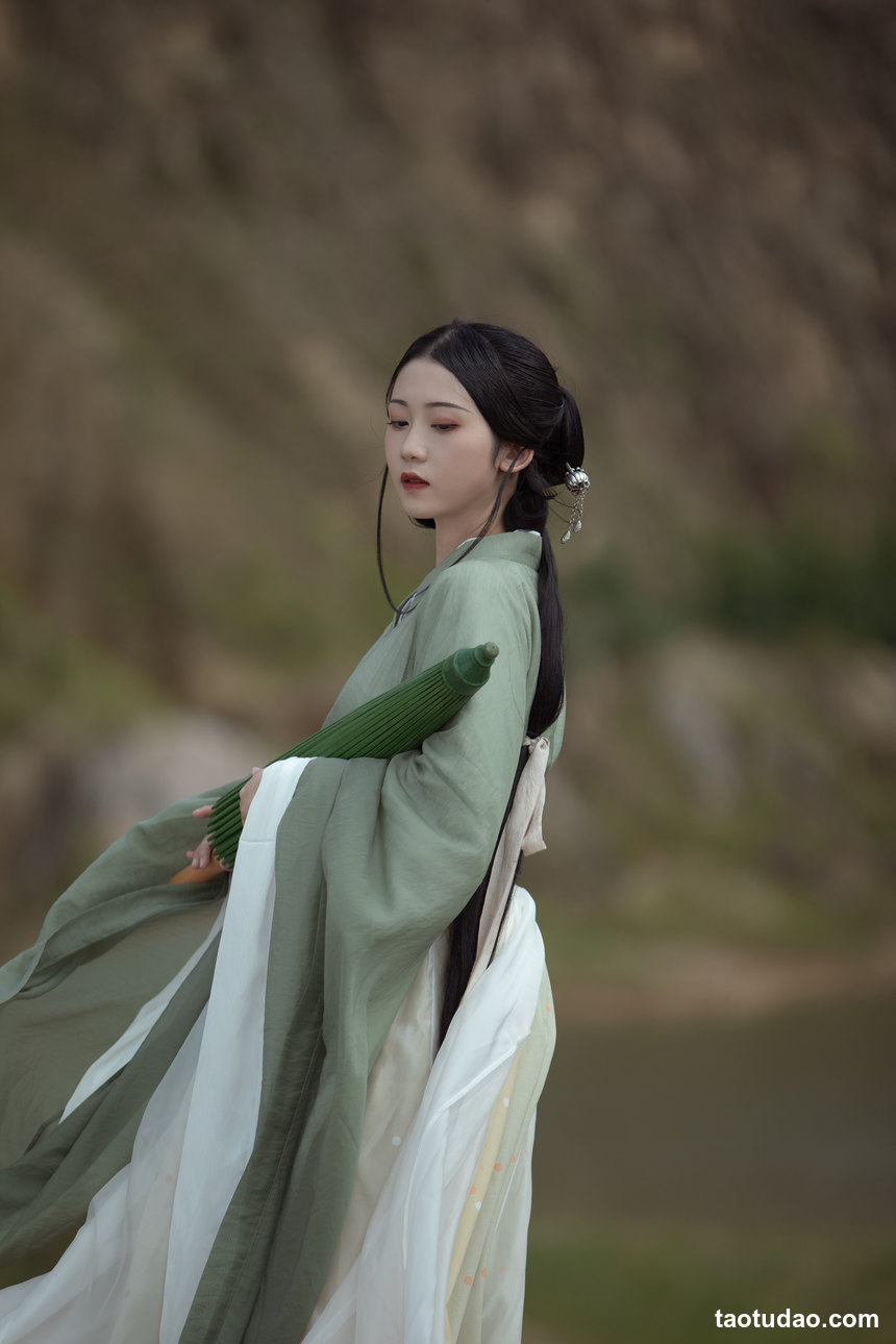 图片[3]-[YITUYU艺图语]2022.11.10 漠北 katycat[25+1P／363MB]-绅士图