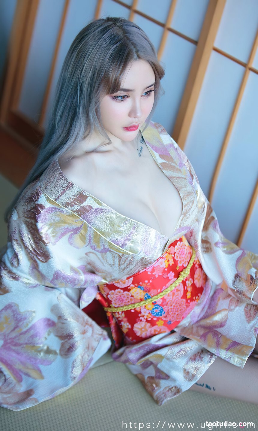 图片[3]-[Ugirls尤果网]爱尤物 2022.10.25 No.2440 青树 枫最红时 [35P]-绅士图