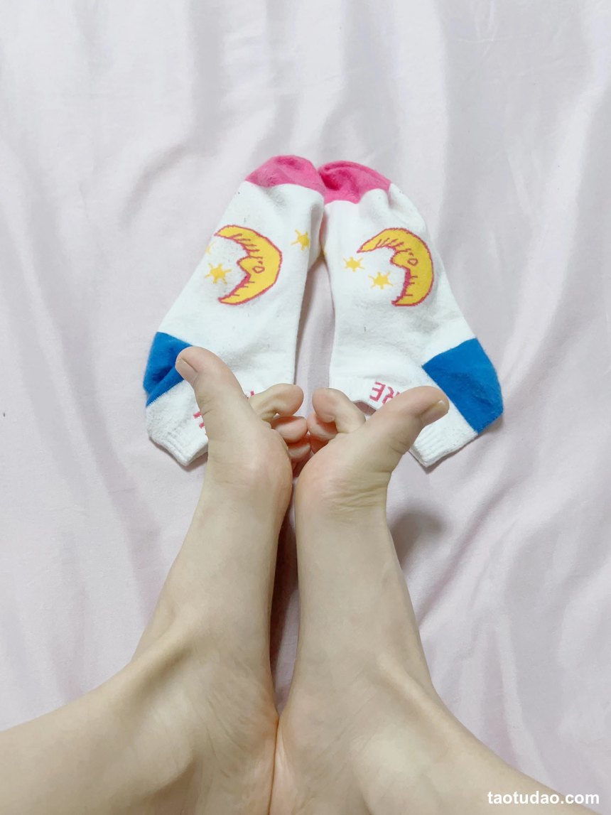 图片[4]-[誉铭传媒]袜足摄影 2023年《06月整合作品》[128P+5V／1.50GB]-绅士图