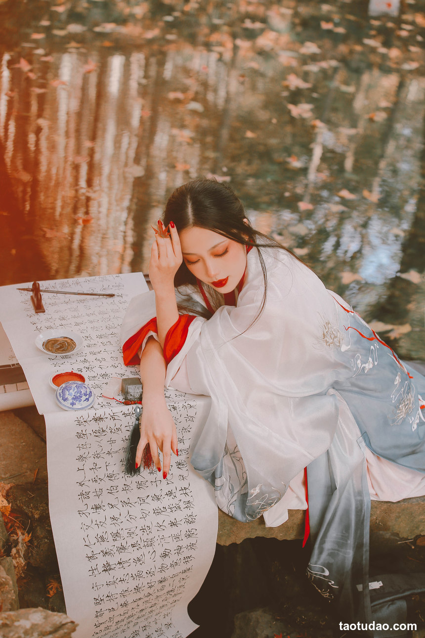 图片[4]-[YITUYU艺图语]2022.10.19 枫月 梵九[22+1P／149MB]-绅士图