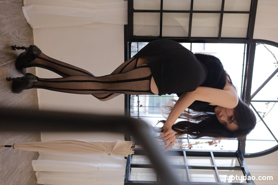 图片[4]-SIA不吃鱼 – 虾线黑丝 [51P-367MB]-绅士图