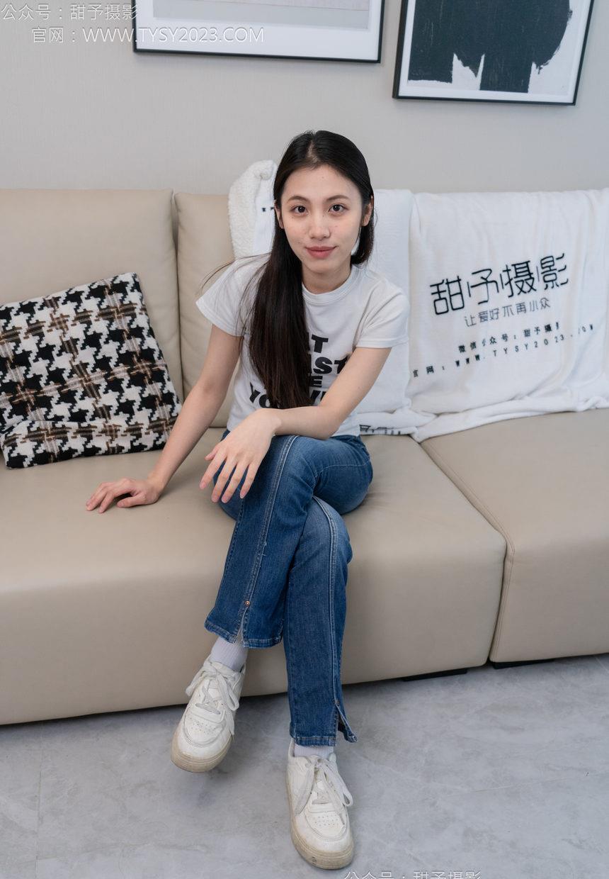 图片[2]-甜予摄影 NO.132 诺诺-板鞋、白棉袜、裸足[129P+2V／9.98GB]-艺库